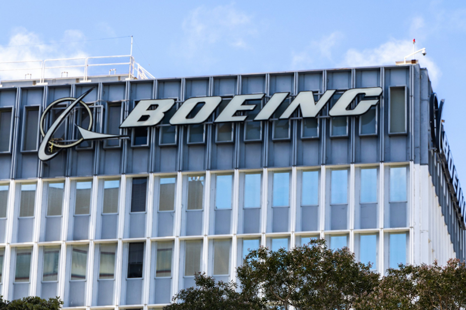 caption: Boeings offices in El Segundo, California.